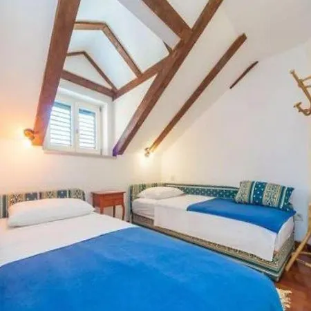 Vi Apartment